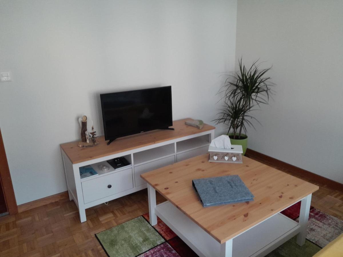 2 1/2 Zimmer Ferienwohnung Meiringen Esterno foto